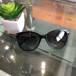 Burberry sunglasses